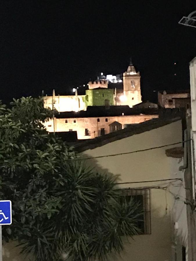 Centro Castillo 9 Caces Εξωτερικό φωτογραφία